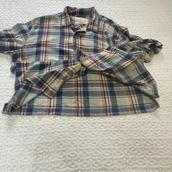 Men's Blue and Red Plaid Shirt ~ Size XL~
Business Casual - Picture 7 of 10